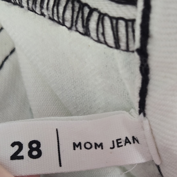 NEW PacSun High Waisted White Green Polkadot Spray Paint Mom Jeans Size 28 - Picture 4 of 16